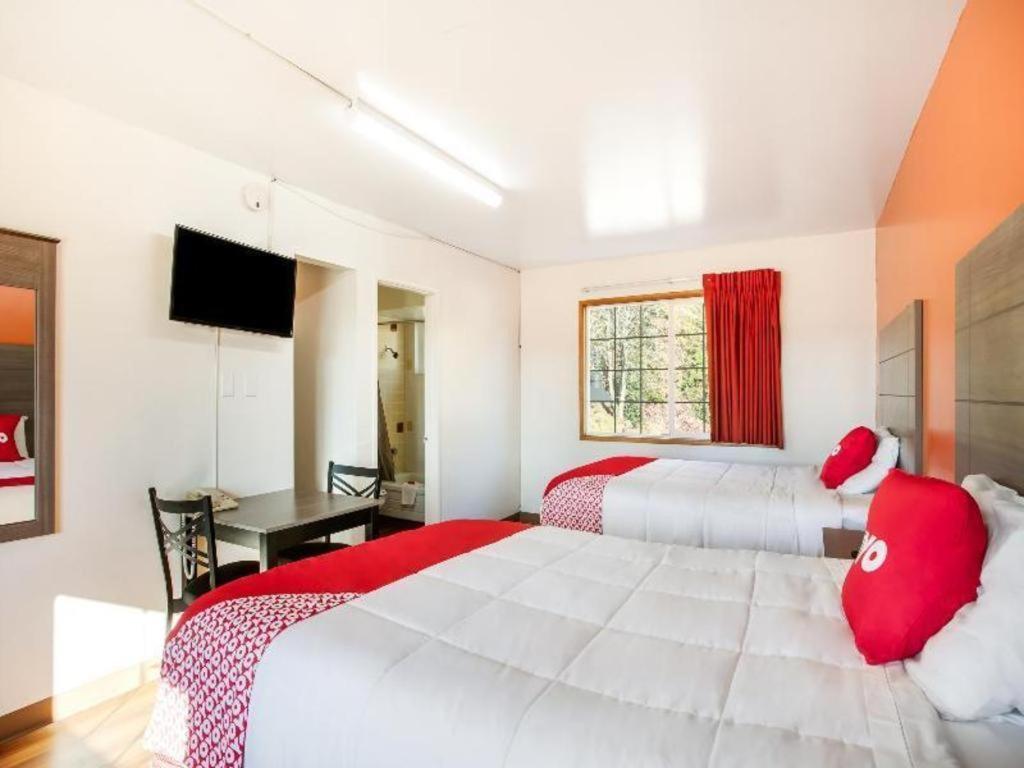 Oyo Hotel