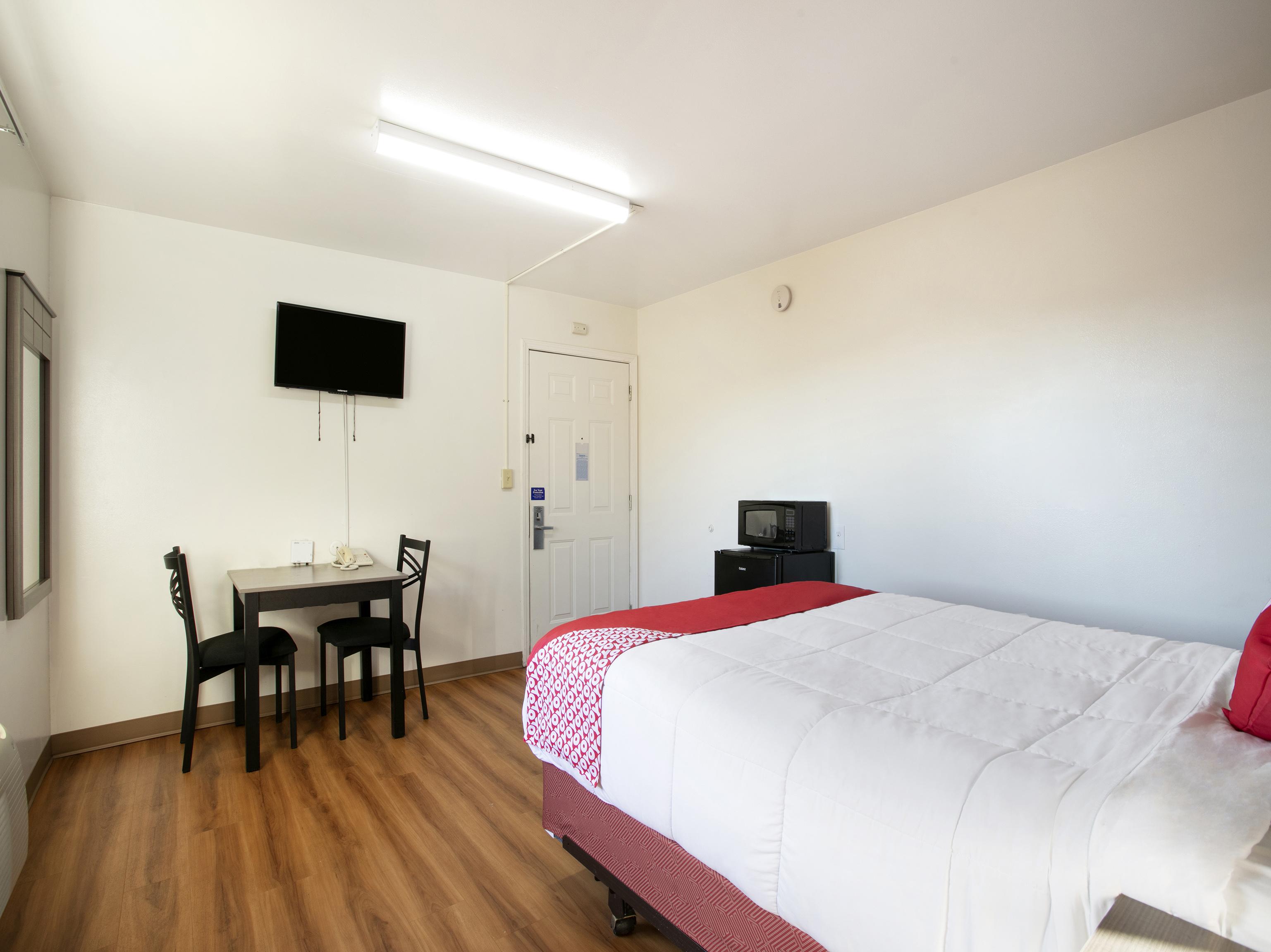 Oyo Hotel