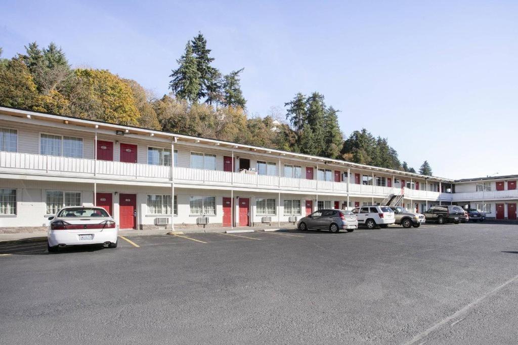 Oyo Hotel